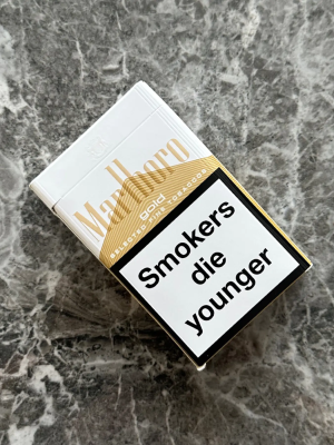 Marlboro Gold Jumbo Smart Swiss 200 sticks